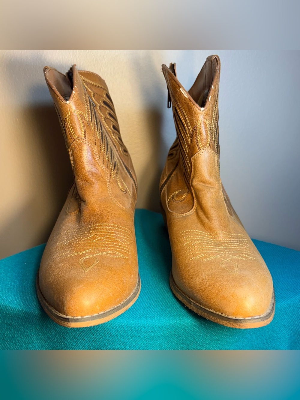 Women’s Leather Western Cowboy Ankle Boots Size 10